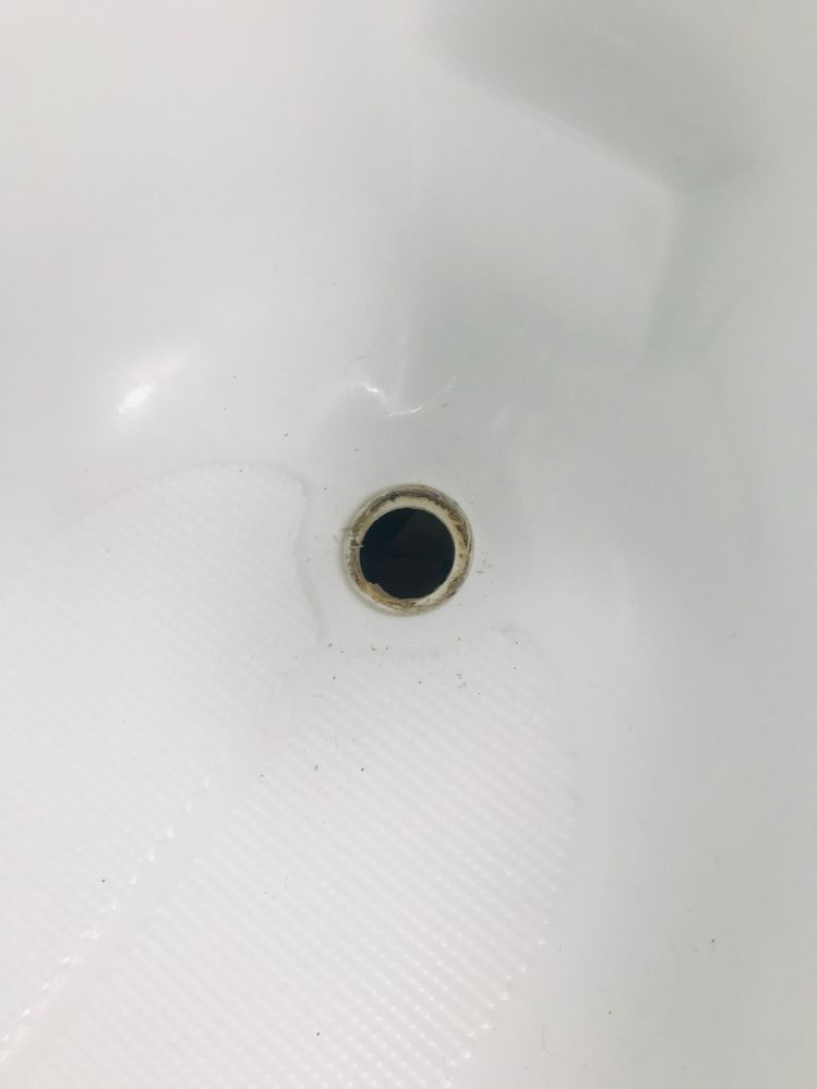 Replaced the bath and floor wastes while I had access to the crawl space between the floors - Fun job NOT!