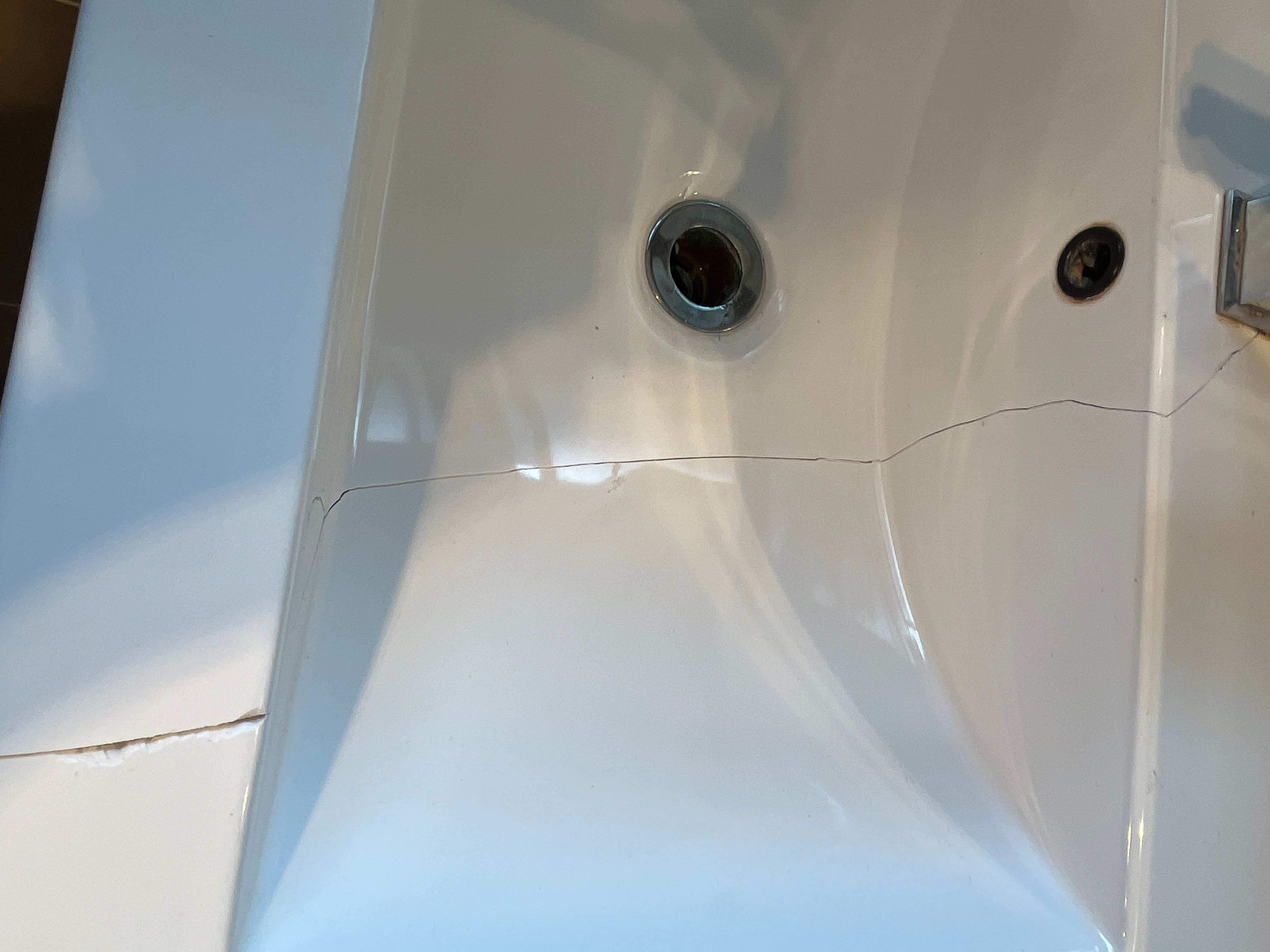 How to fix a cracked bathroom vanity top... Bunnings community