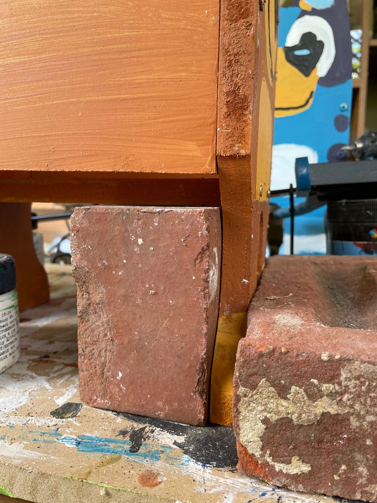 Using house house bricks to get as alignment jigs.