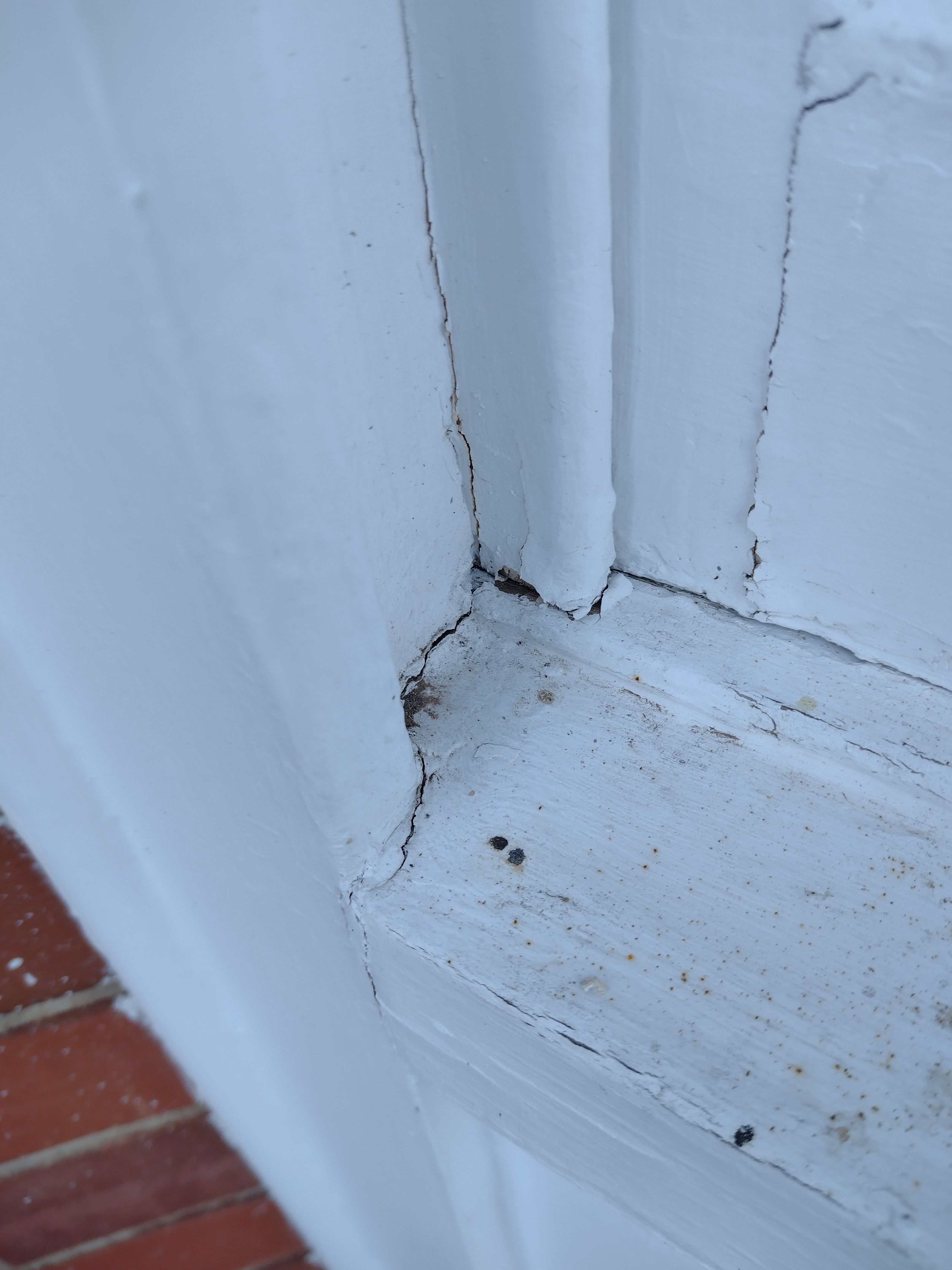 Solved How to touch up paint around timber exte... Bunnings community