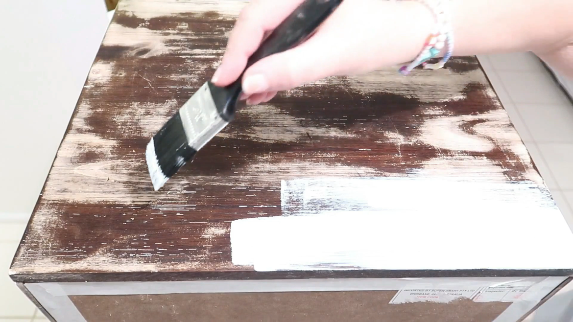 Applying the primer.