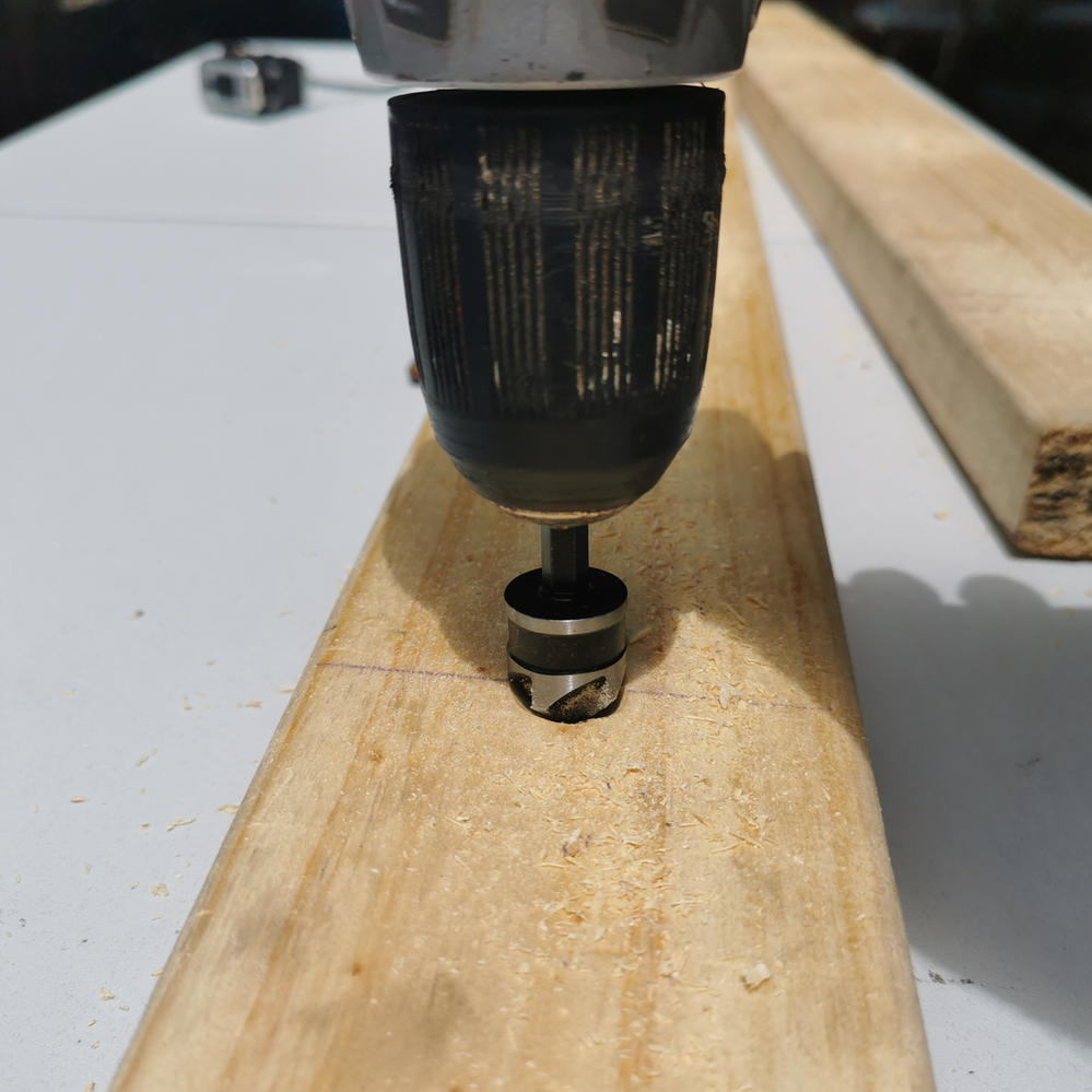 3.3 Countersinking top and bottom rail.png