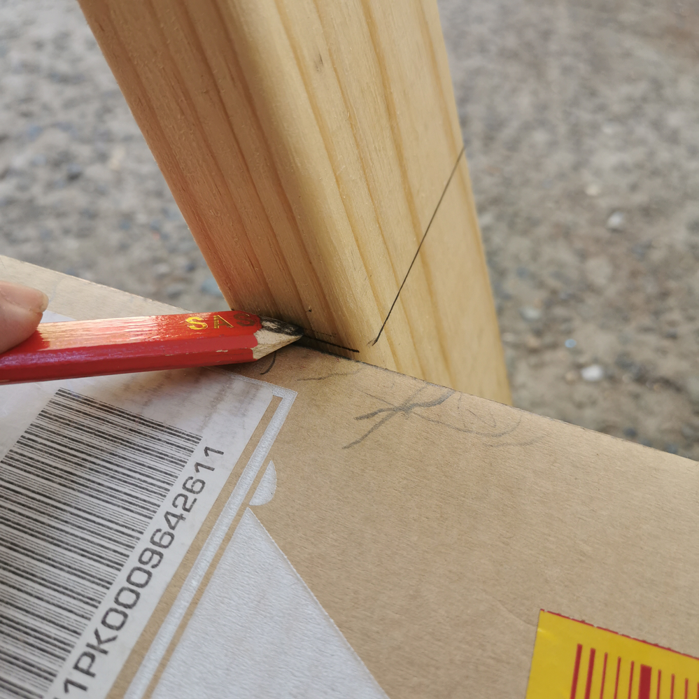 6.1 Marking legs for height adjustment.png