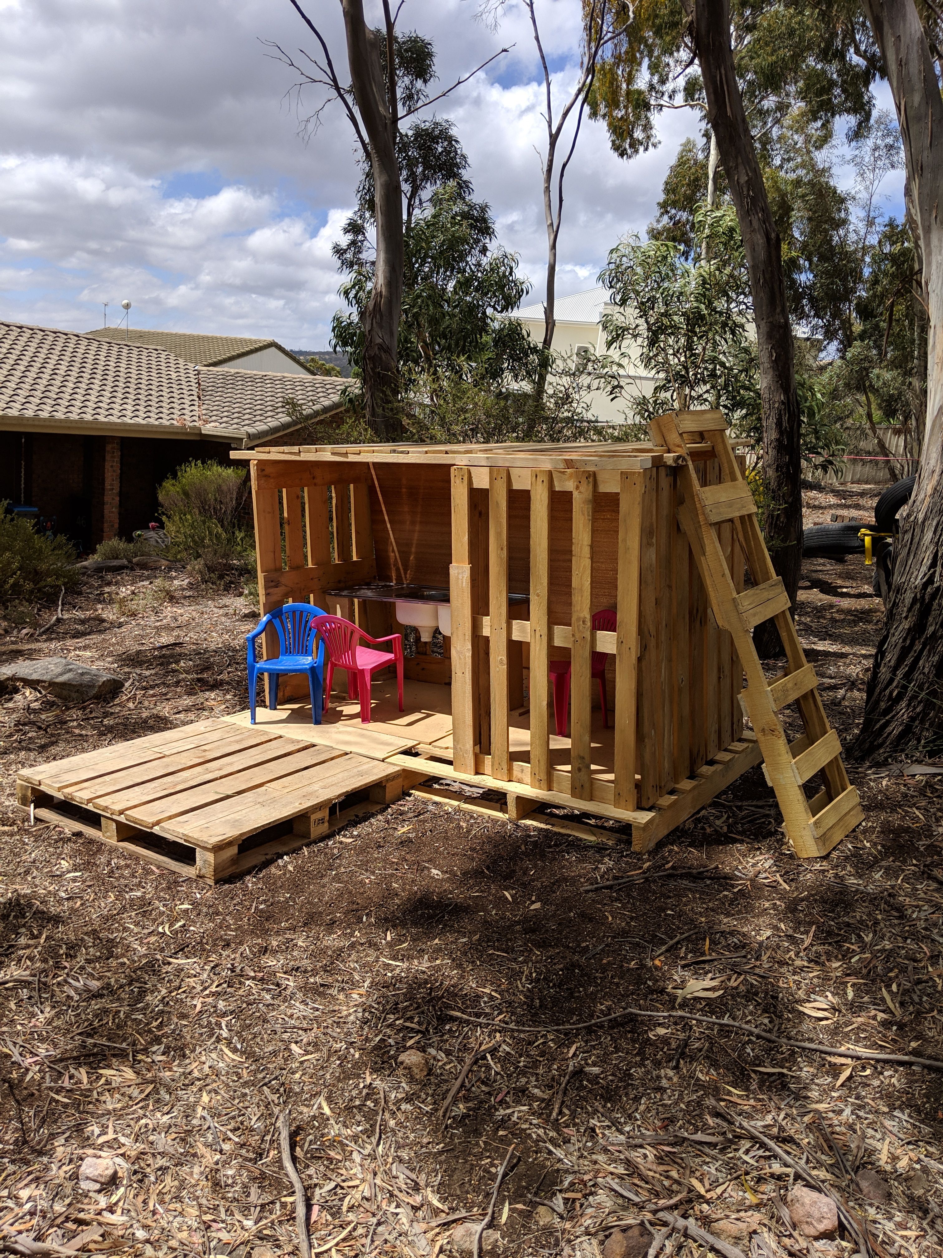 cubby house Bunnings community
