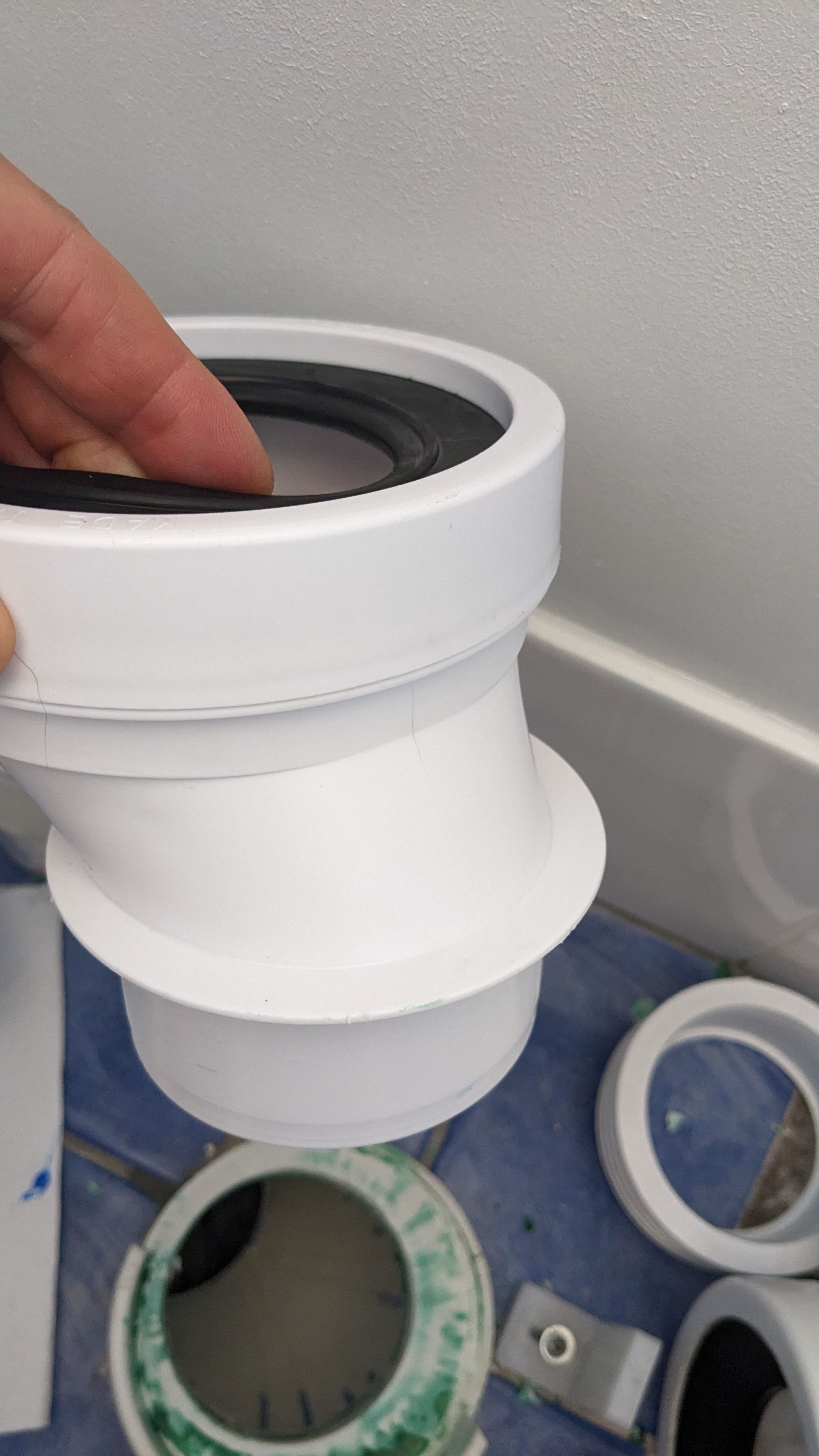 How to replace a damaged toilet pan coll... Bunnings community