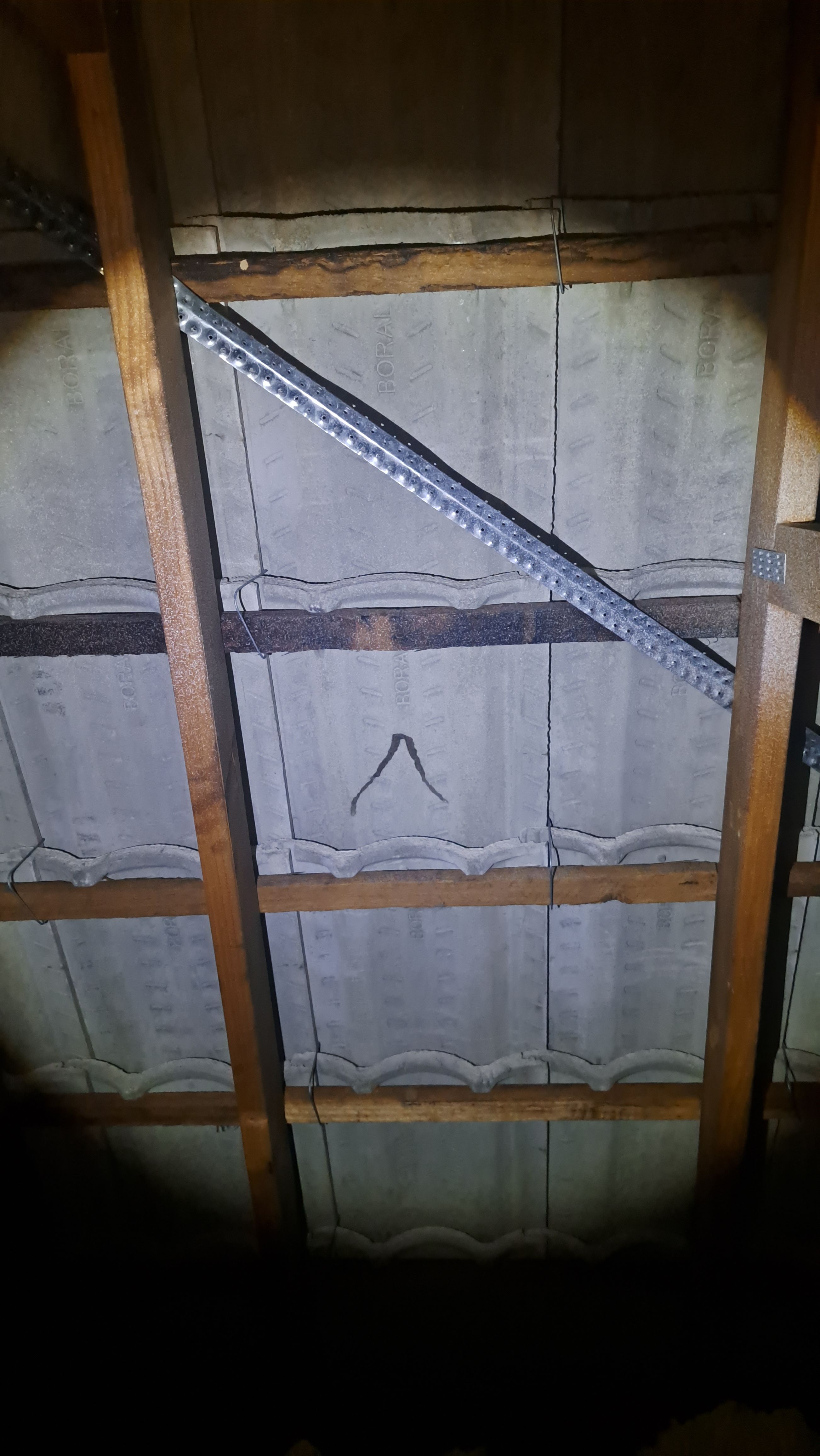 How to fix a leak in tile roof? Bunnings community