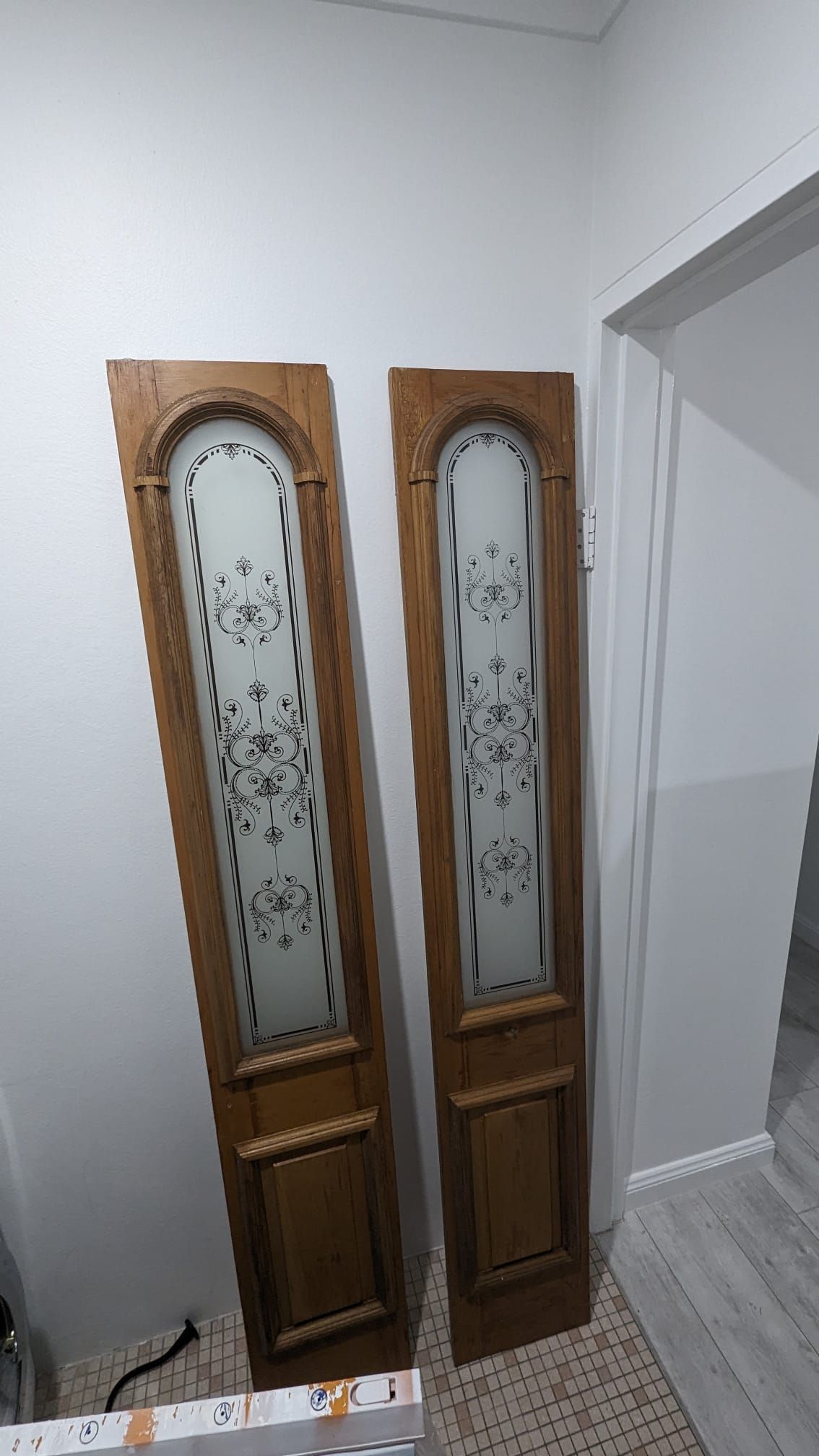 How to add two doors to metal door jamb? Bunnings community