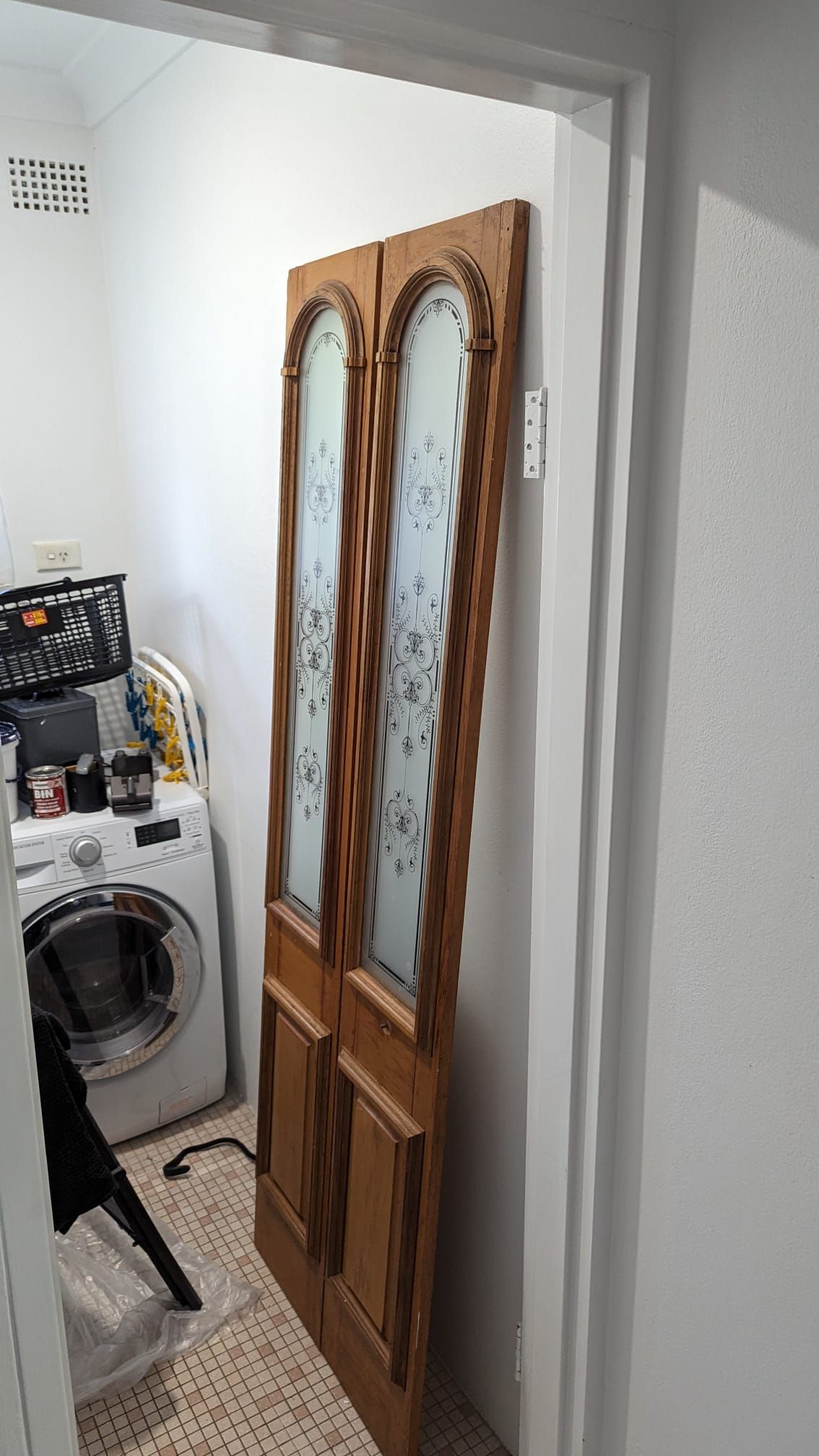 How to add two doors to metal door jamb? Bunnings community