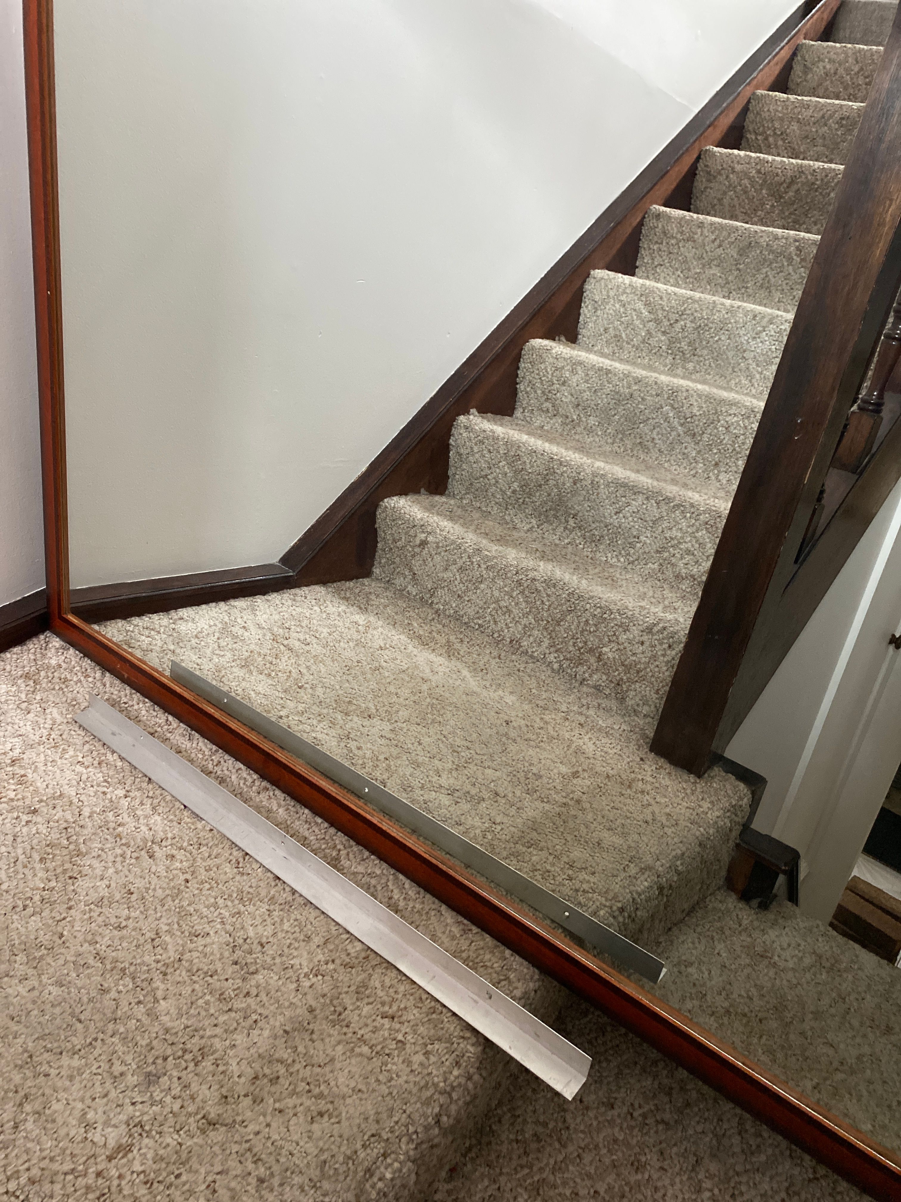 Solved How to hang a heavy mirror? Bunnings community