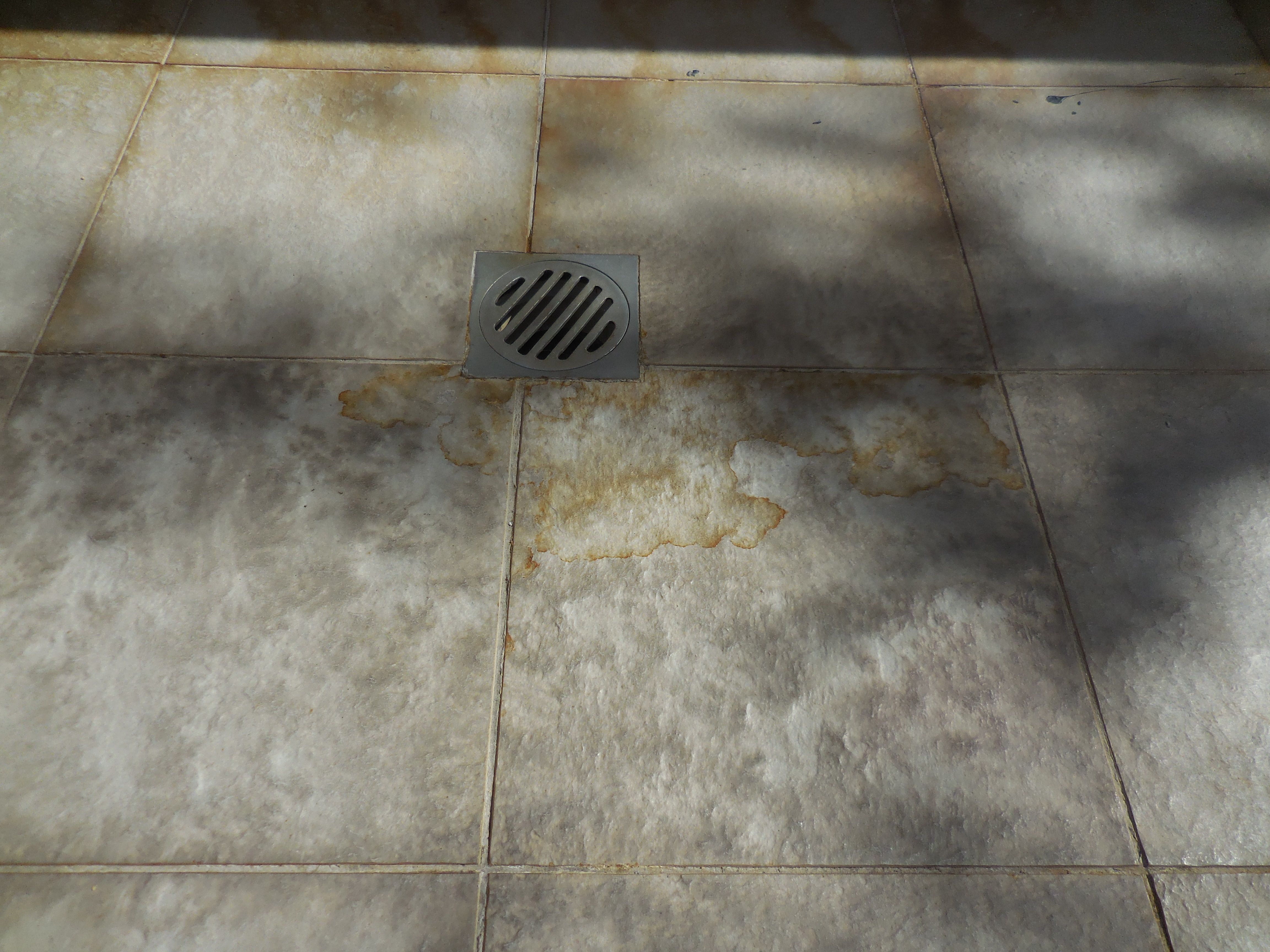 Can I paint over my balcony tiles? Bunnings community