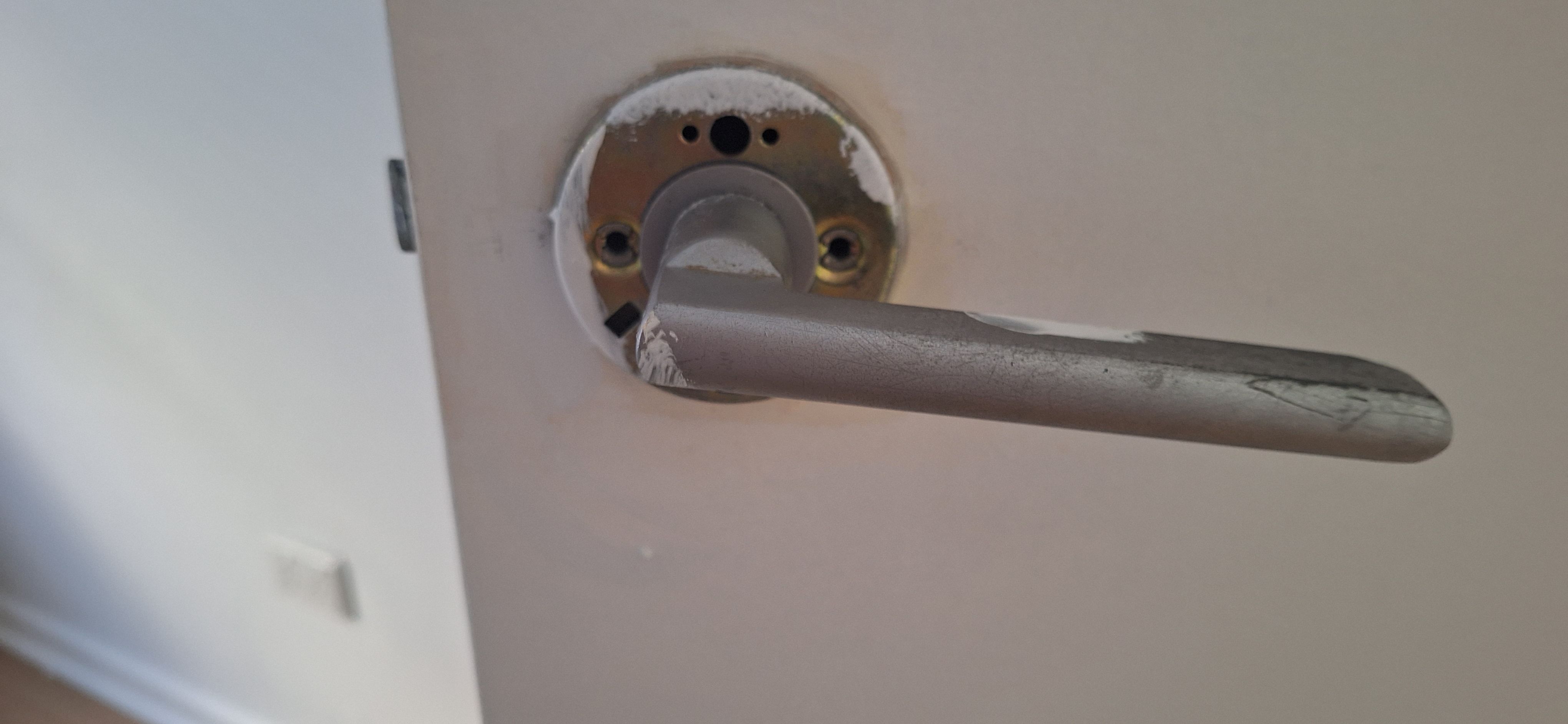 How to remove internal door handles? Bunnings community