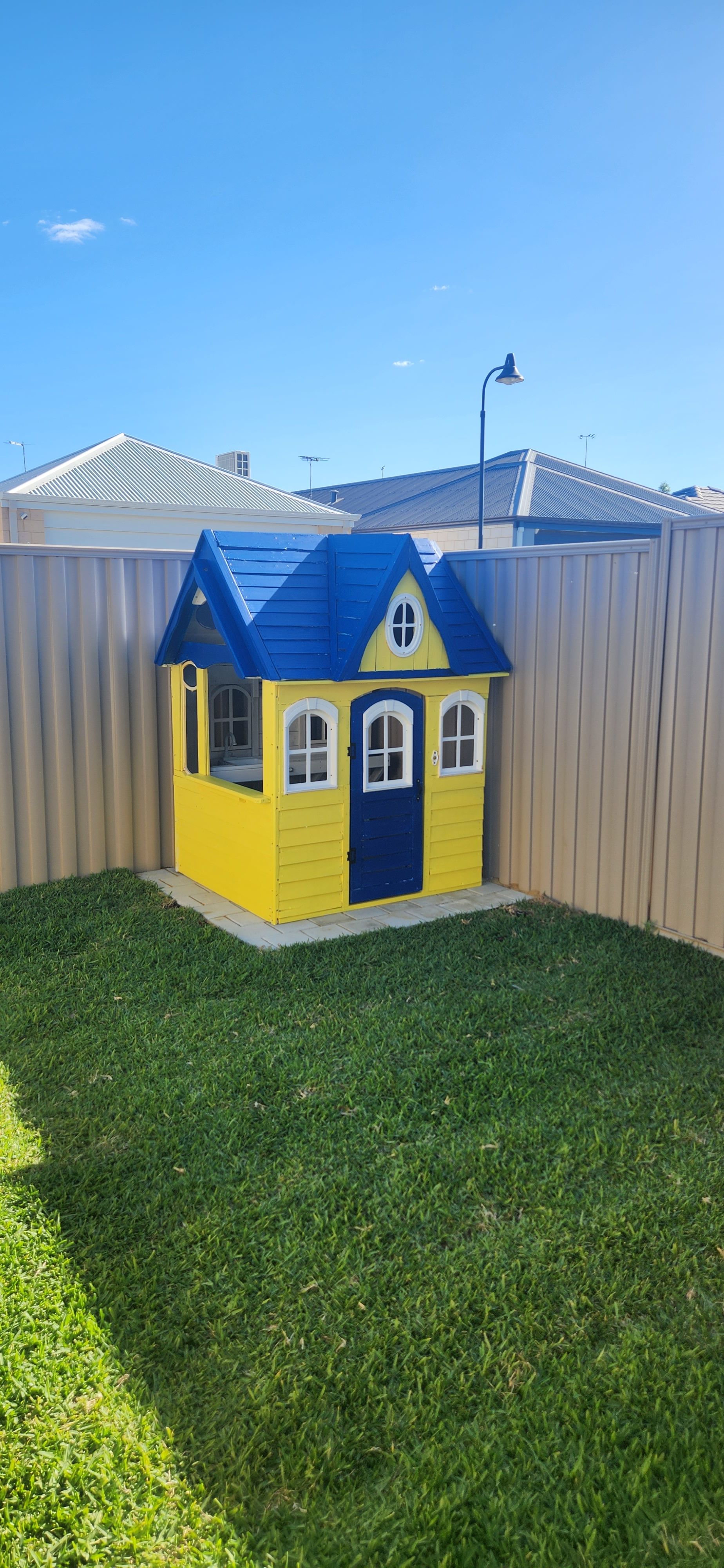 How to paint a cubby house and seal gaps... Bunnings community