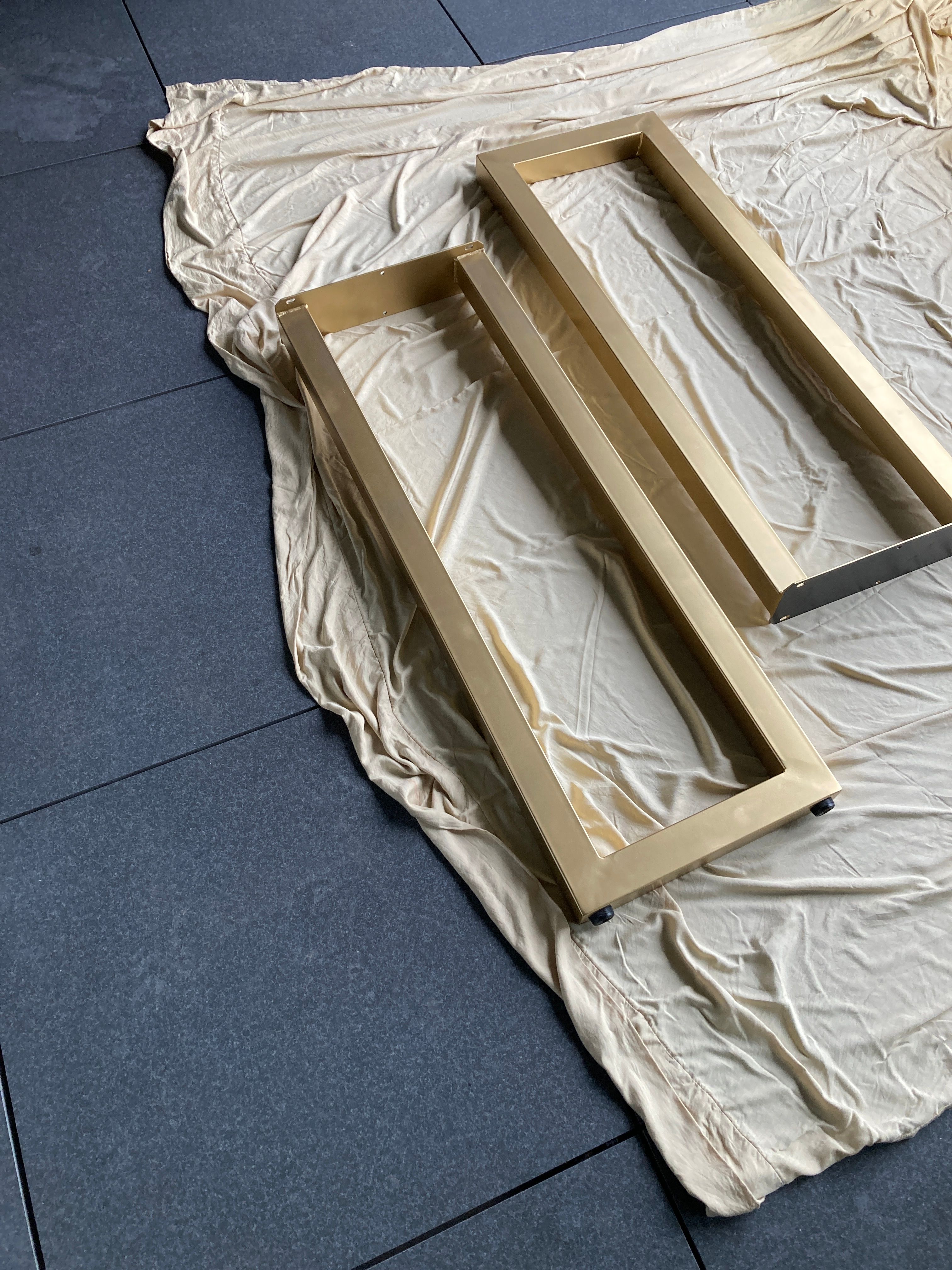 How to attach legs to a live edge table? Bunnings community