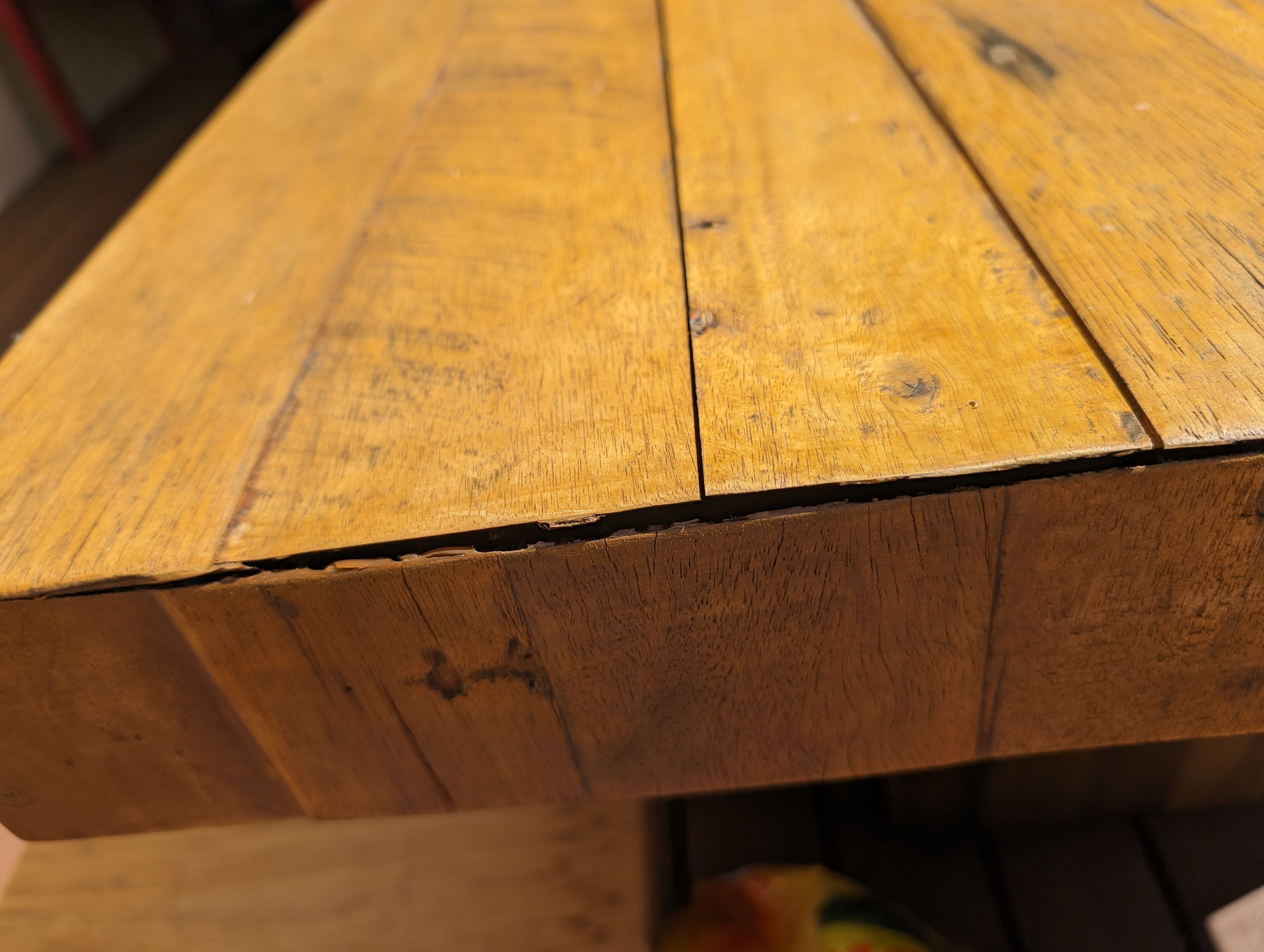 How can I restore this outdoor table? Bunnings community