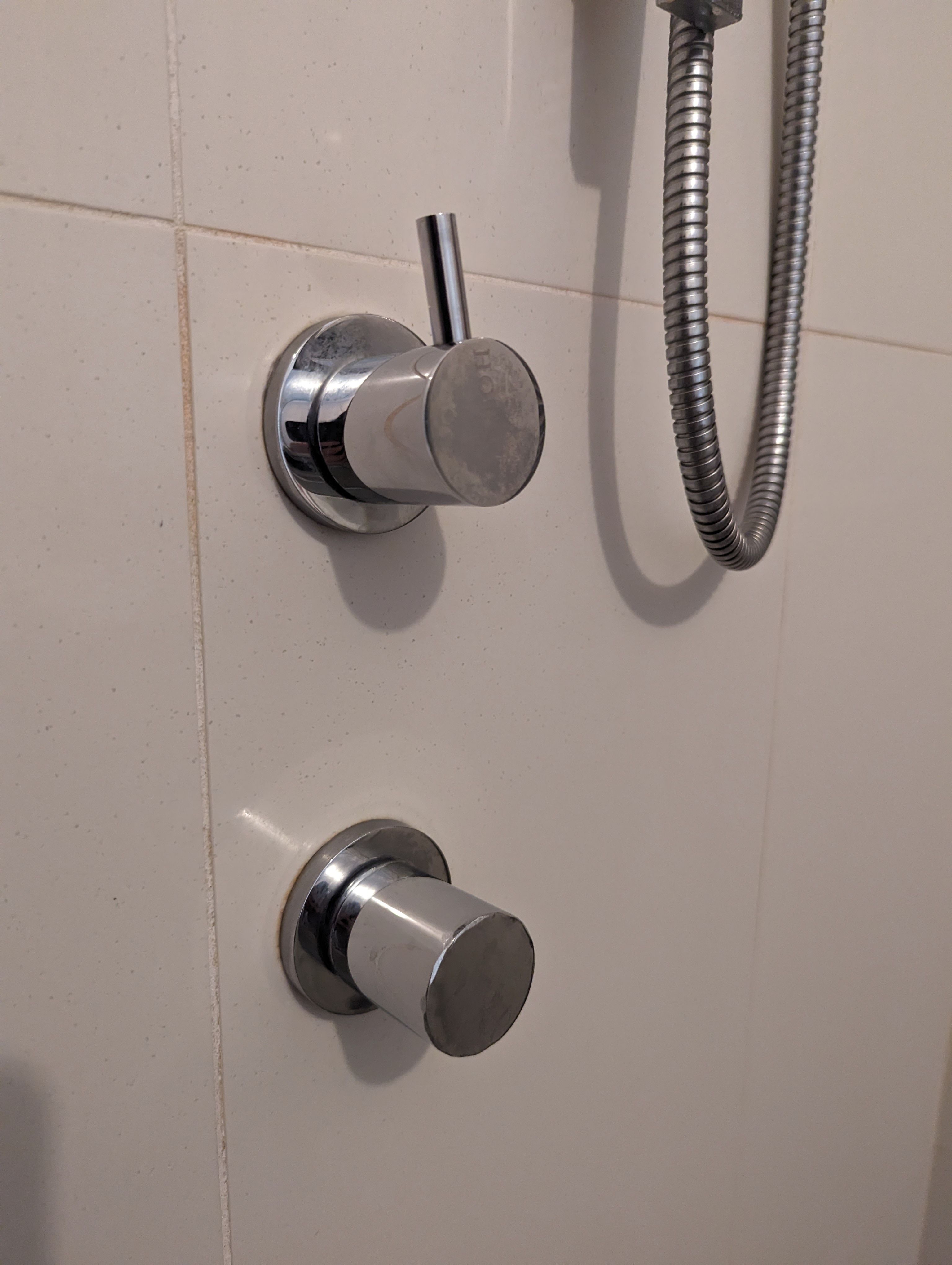 How to replace tap handles after threads... Bunnings community