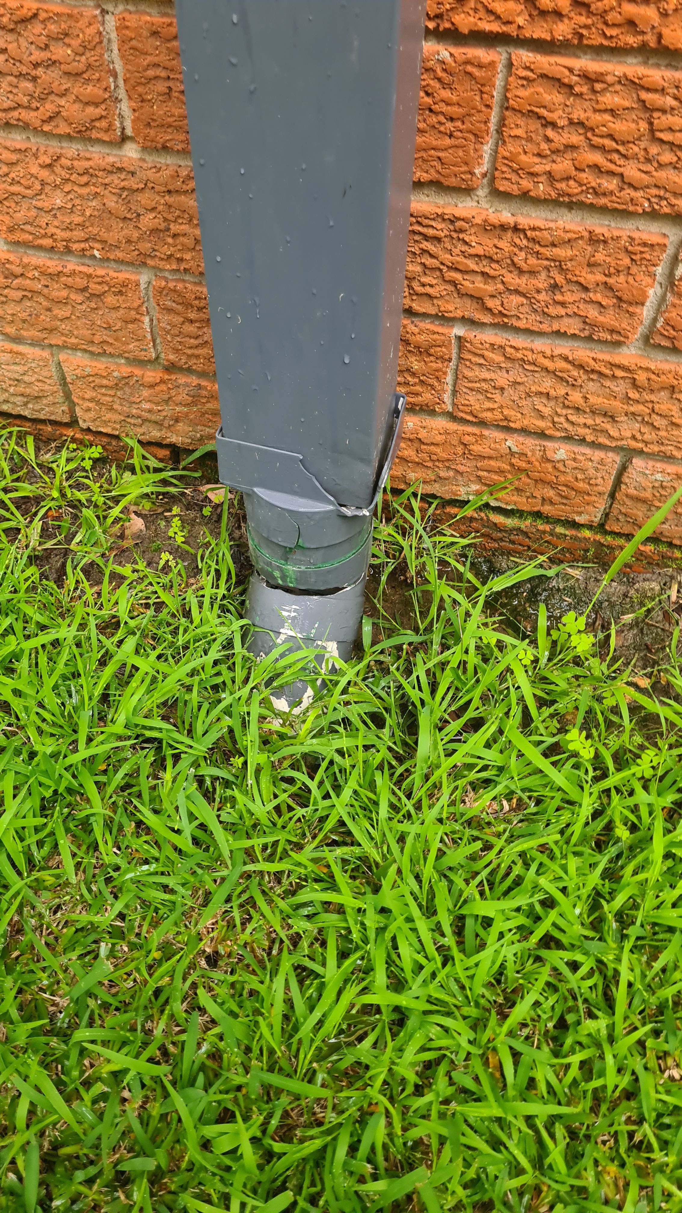 Solved How do I fix broken downpipe connections... Bunnings