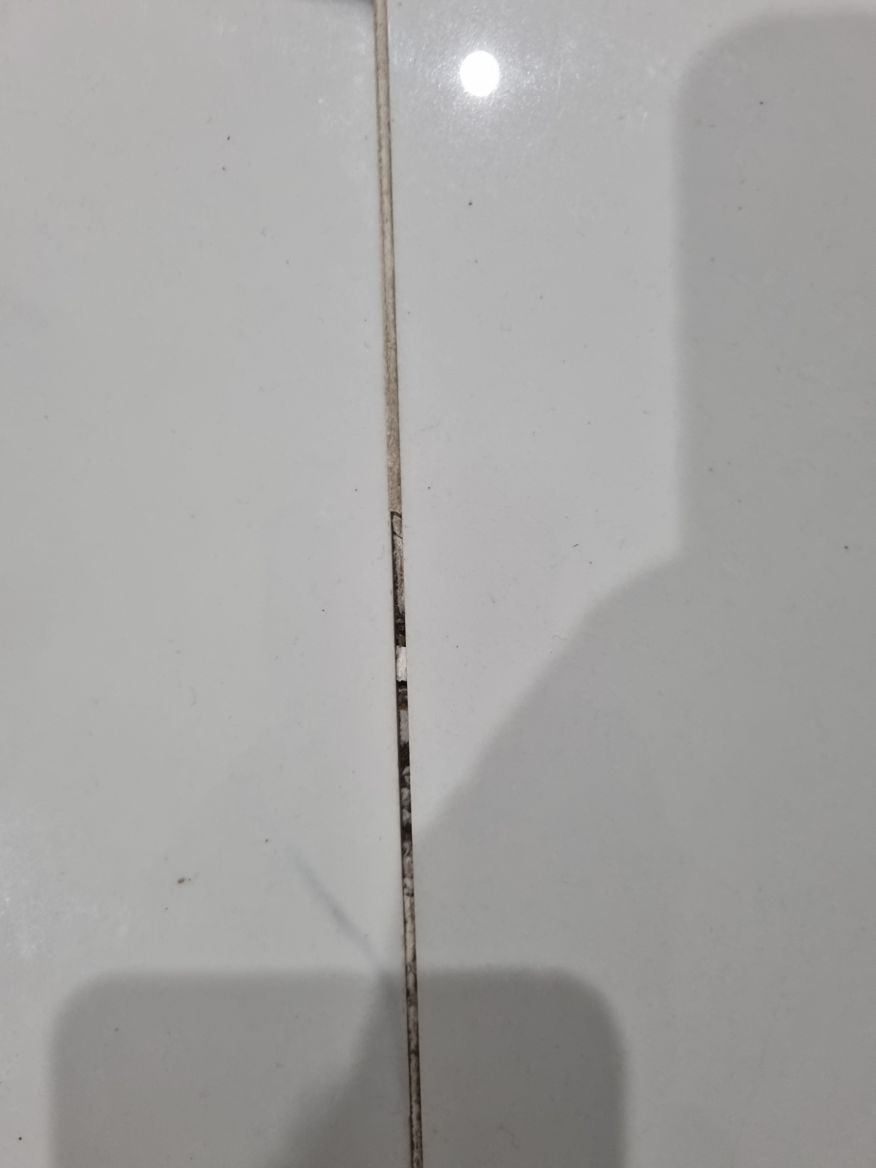 How to fill gap between tiles and corner... Bunnings community