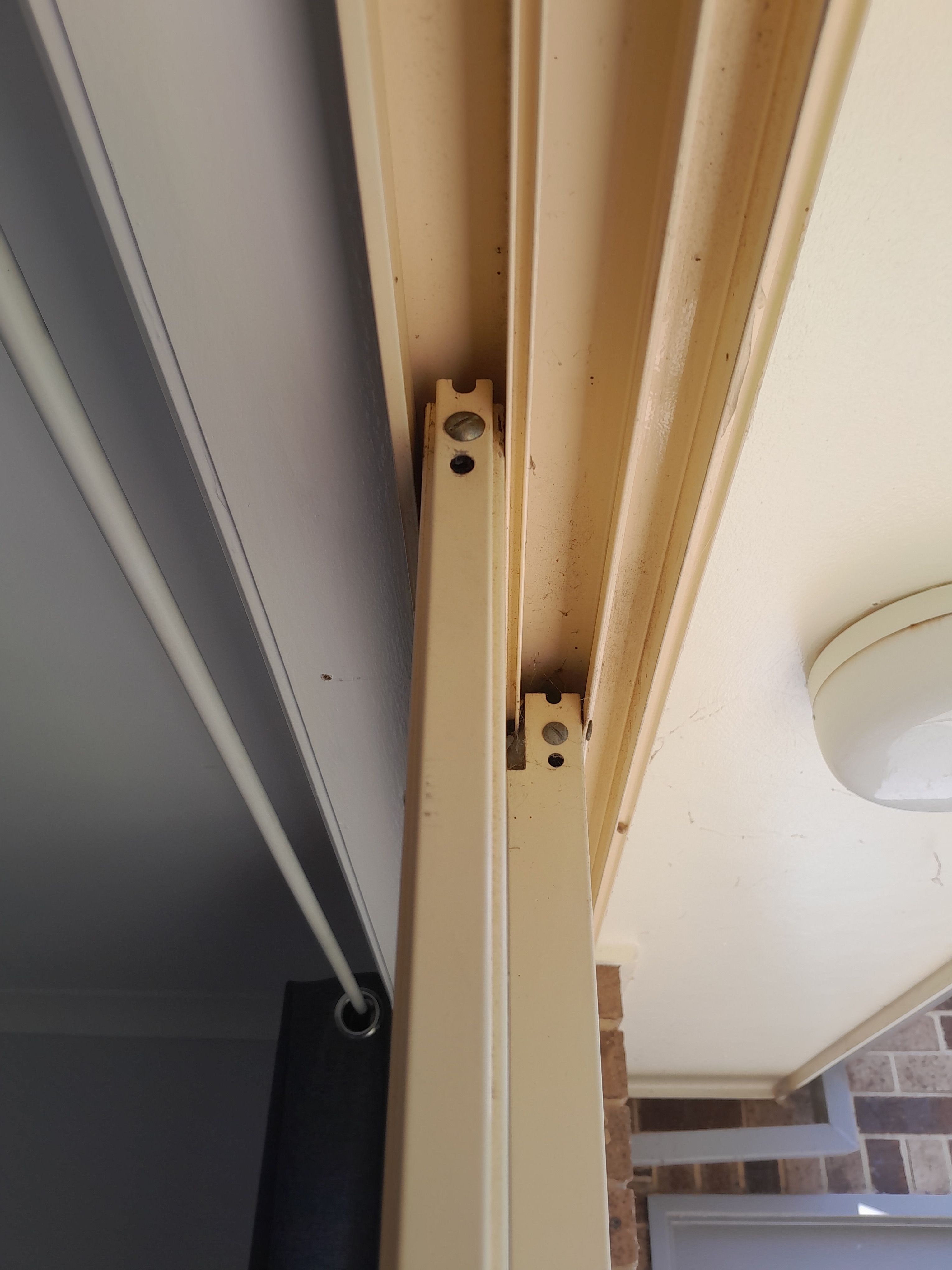 How to remove sliding doors to replace r... Bunnings community