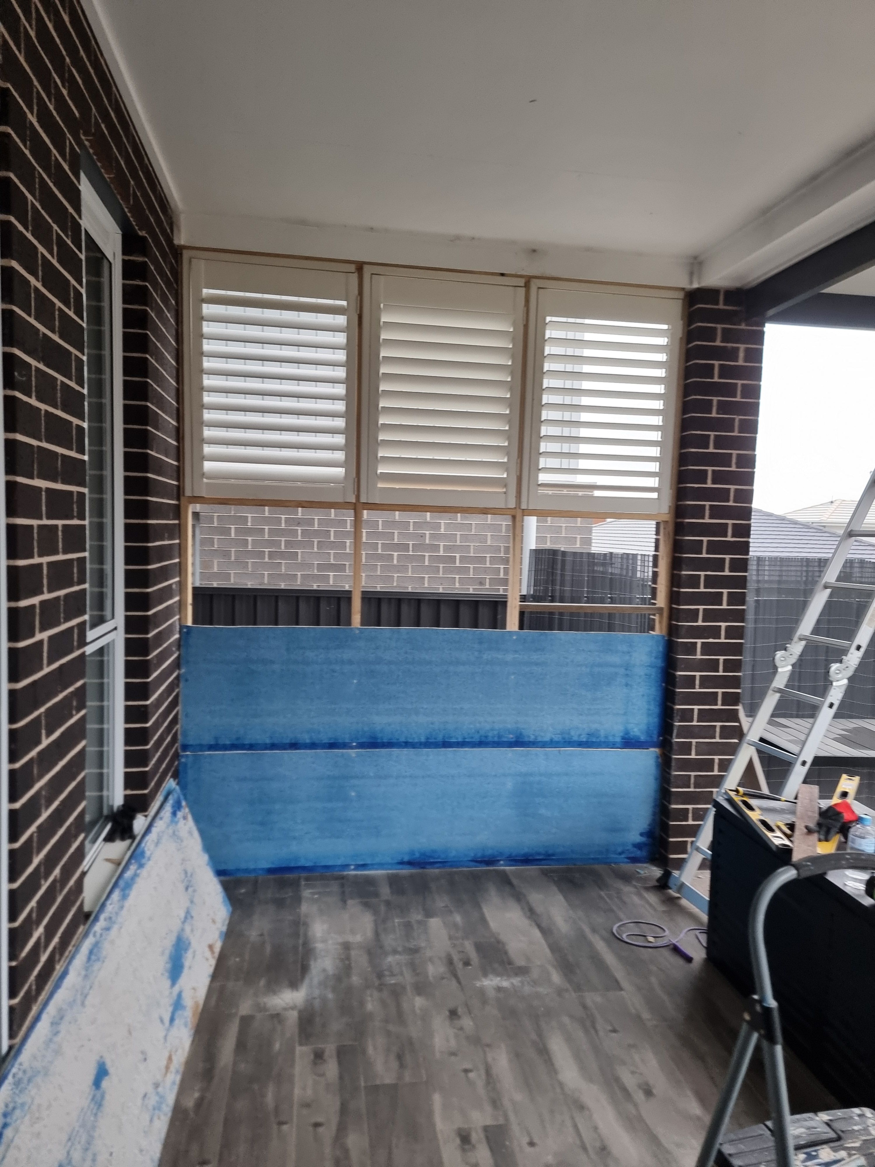 Solved What tiles and adhesive to use over fibr... Bunnings