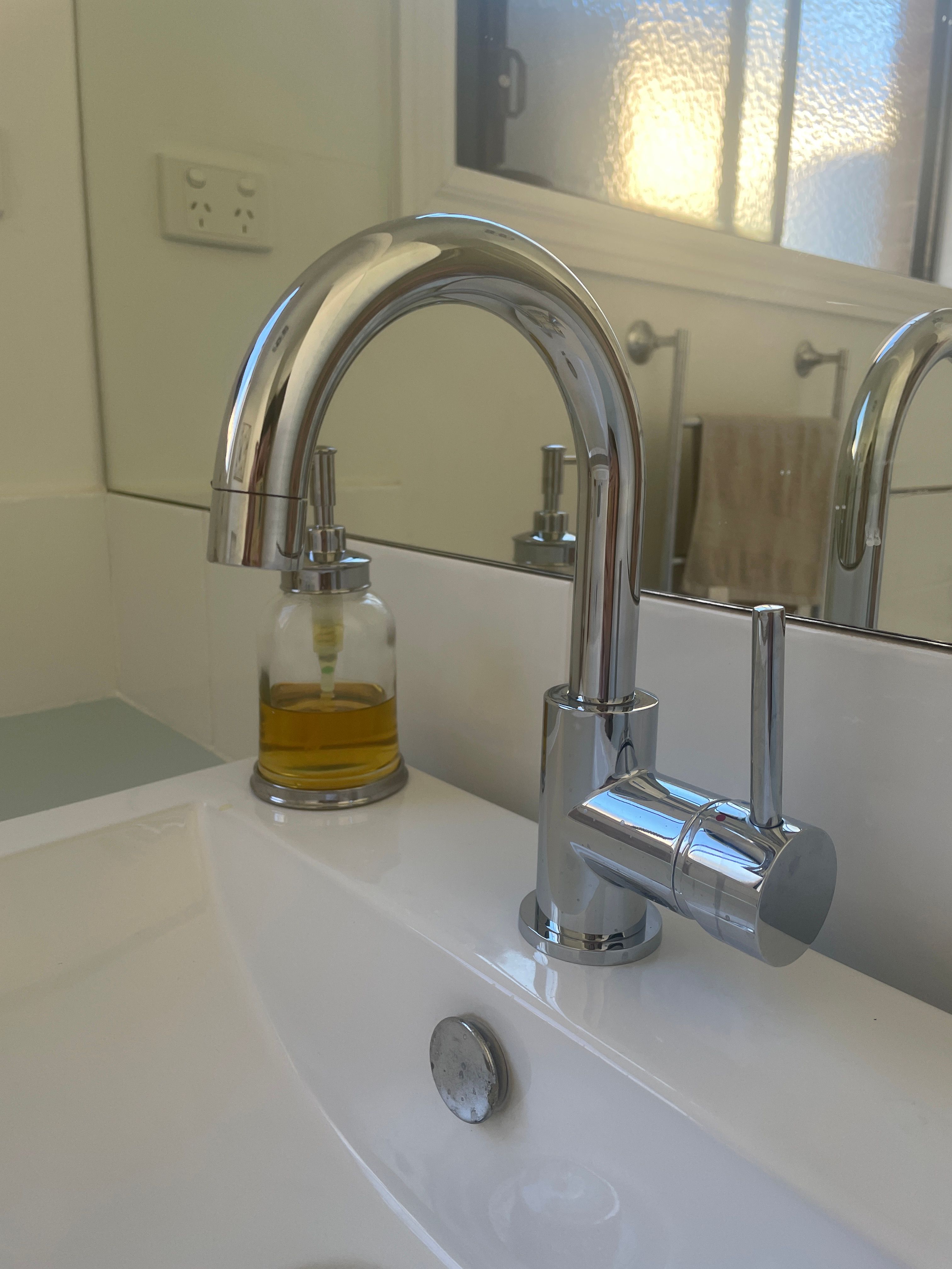 How to fix a stuck mixer tap handle? Bunnings community