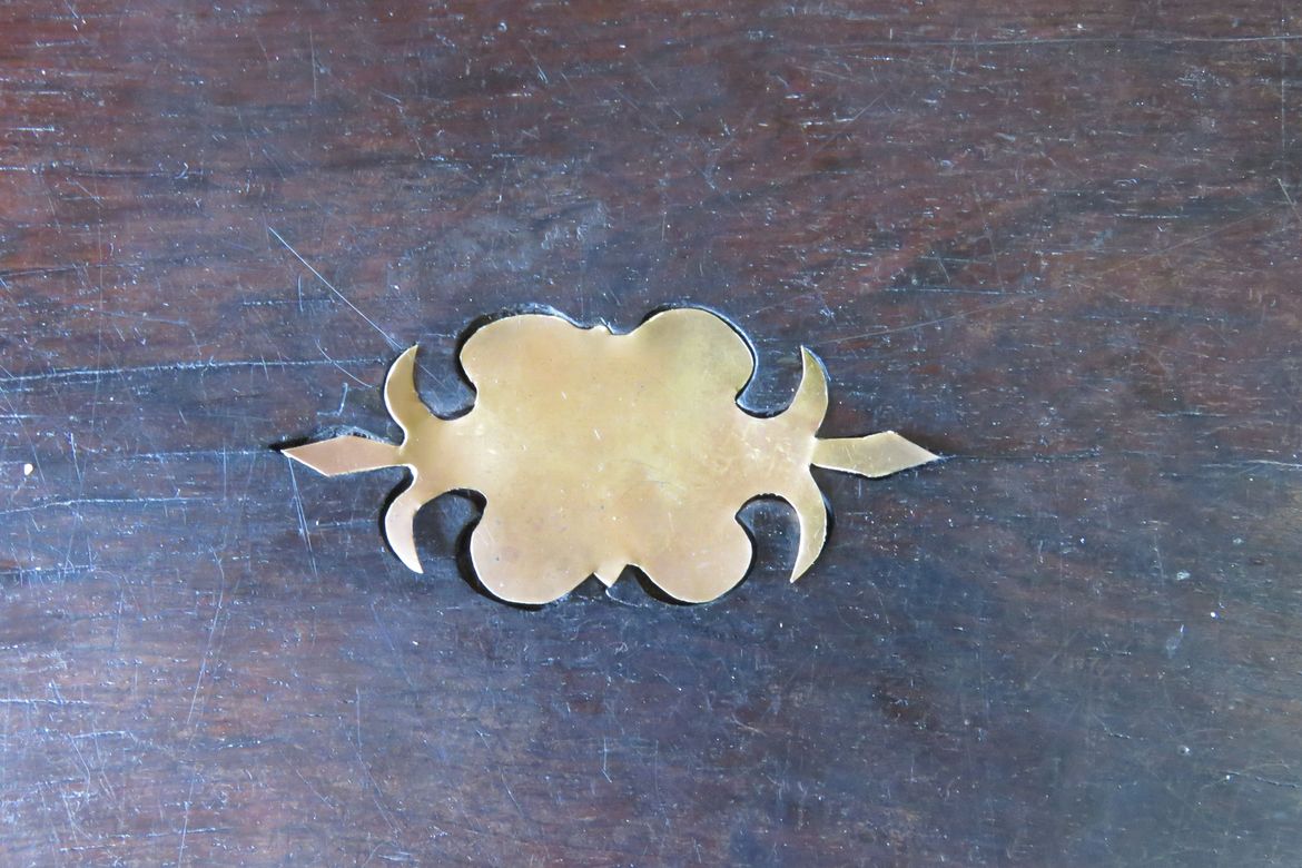 how do i fix this into the wooden recess?