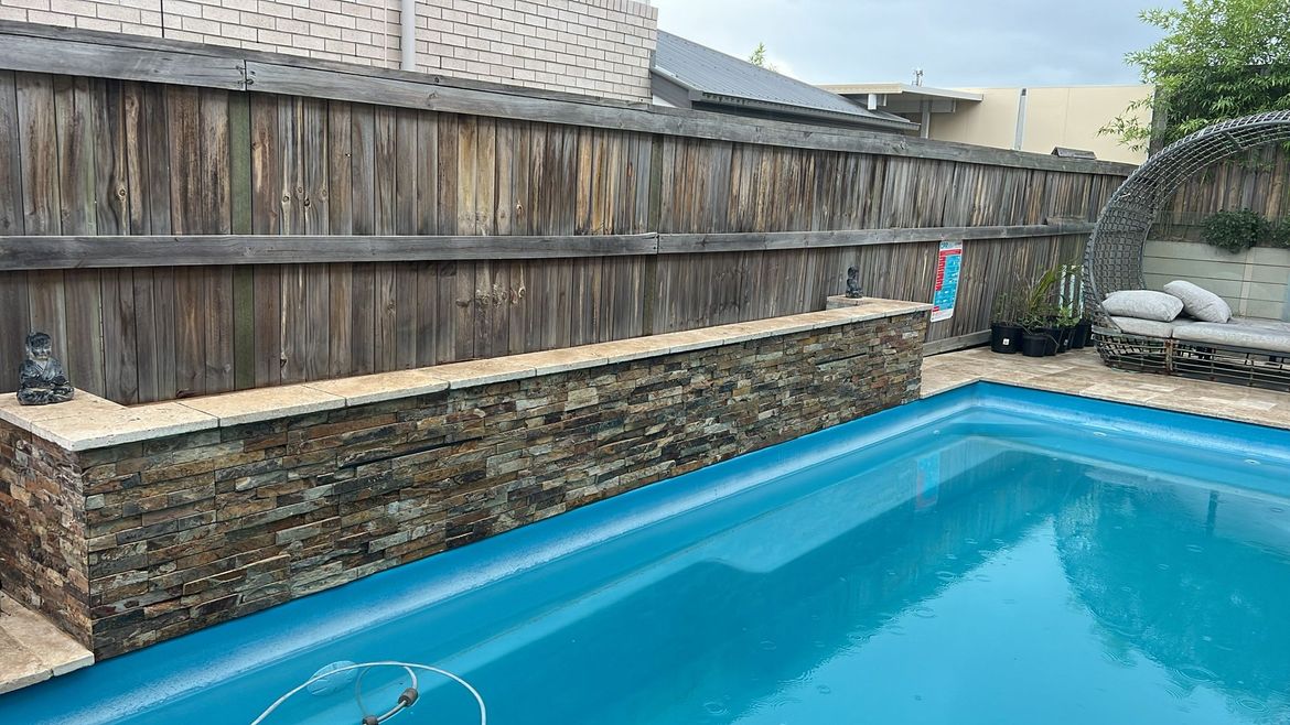 Pool Water Feature from side