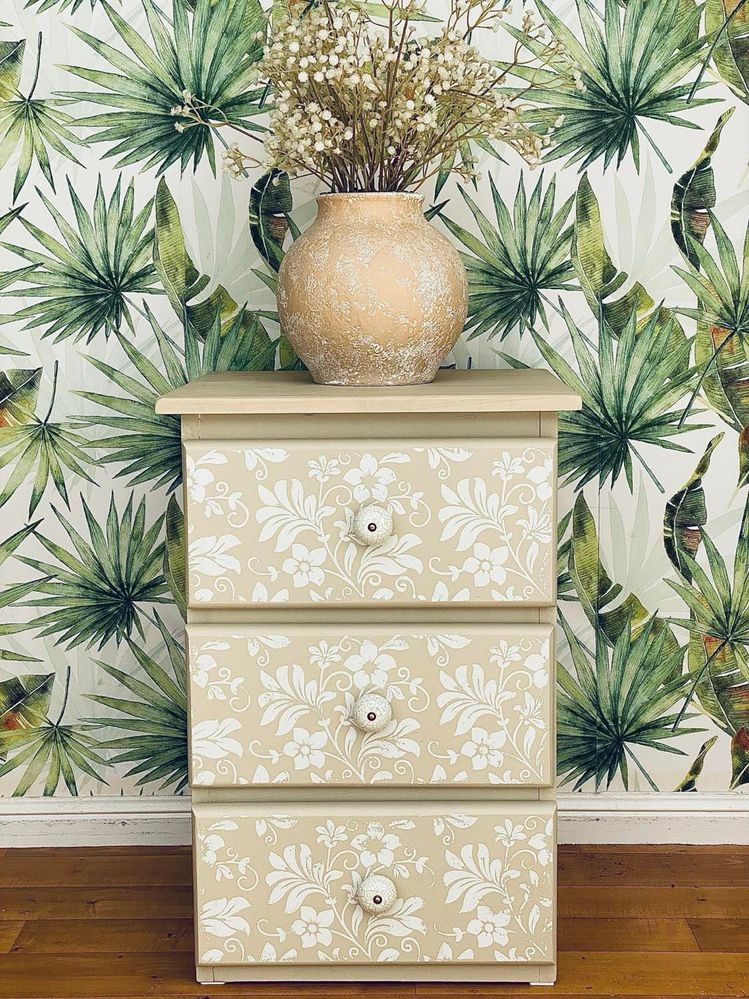 The whole piece has been renewed.