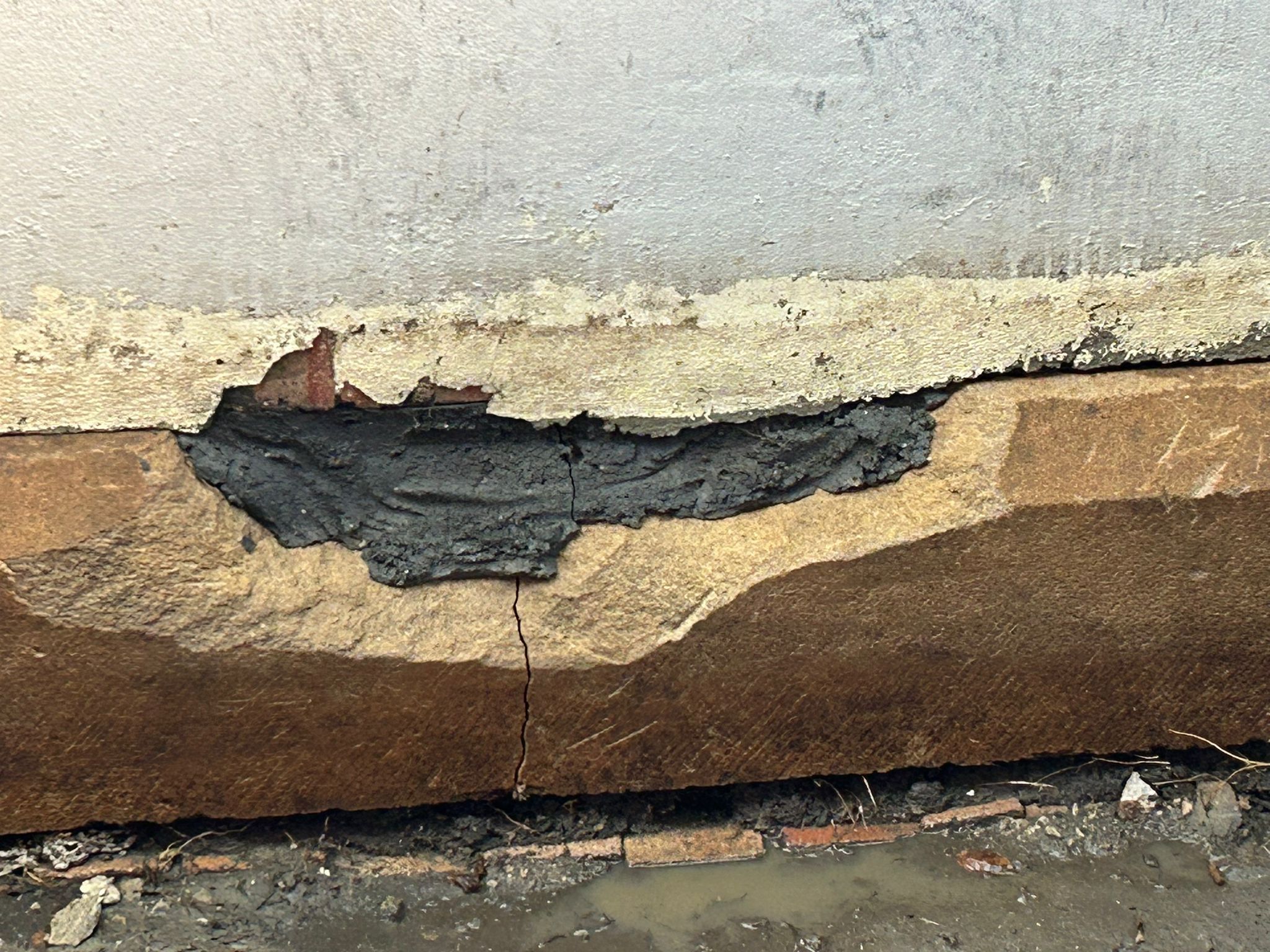 How to repair large chip in sandstone? Bunnings community