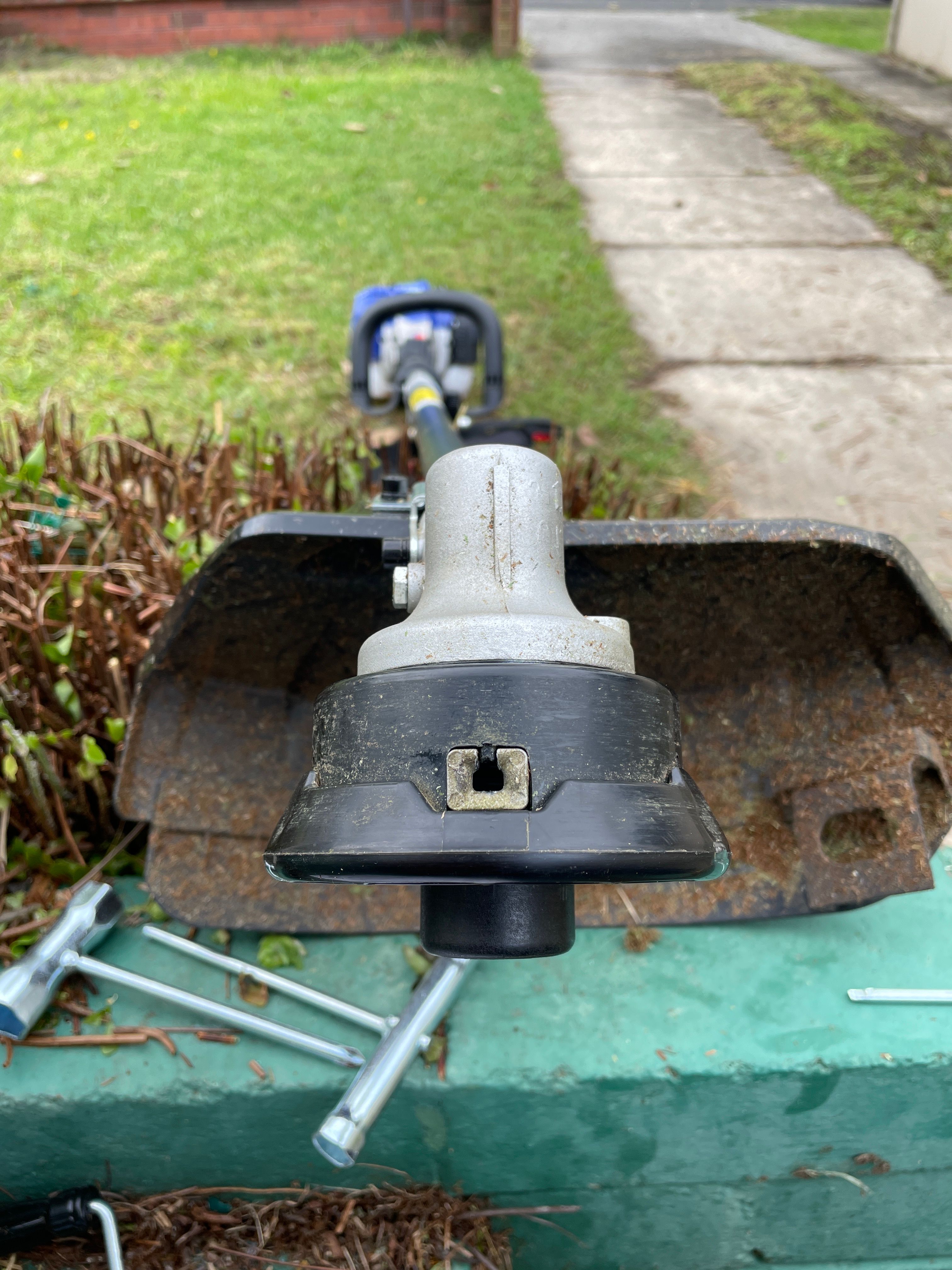 How to remove bump head from Victa Swift... Bunnings community