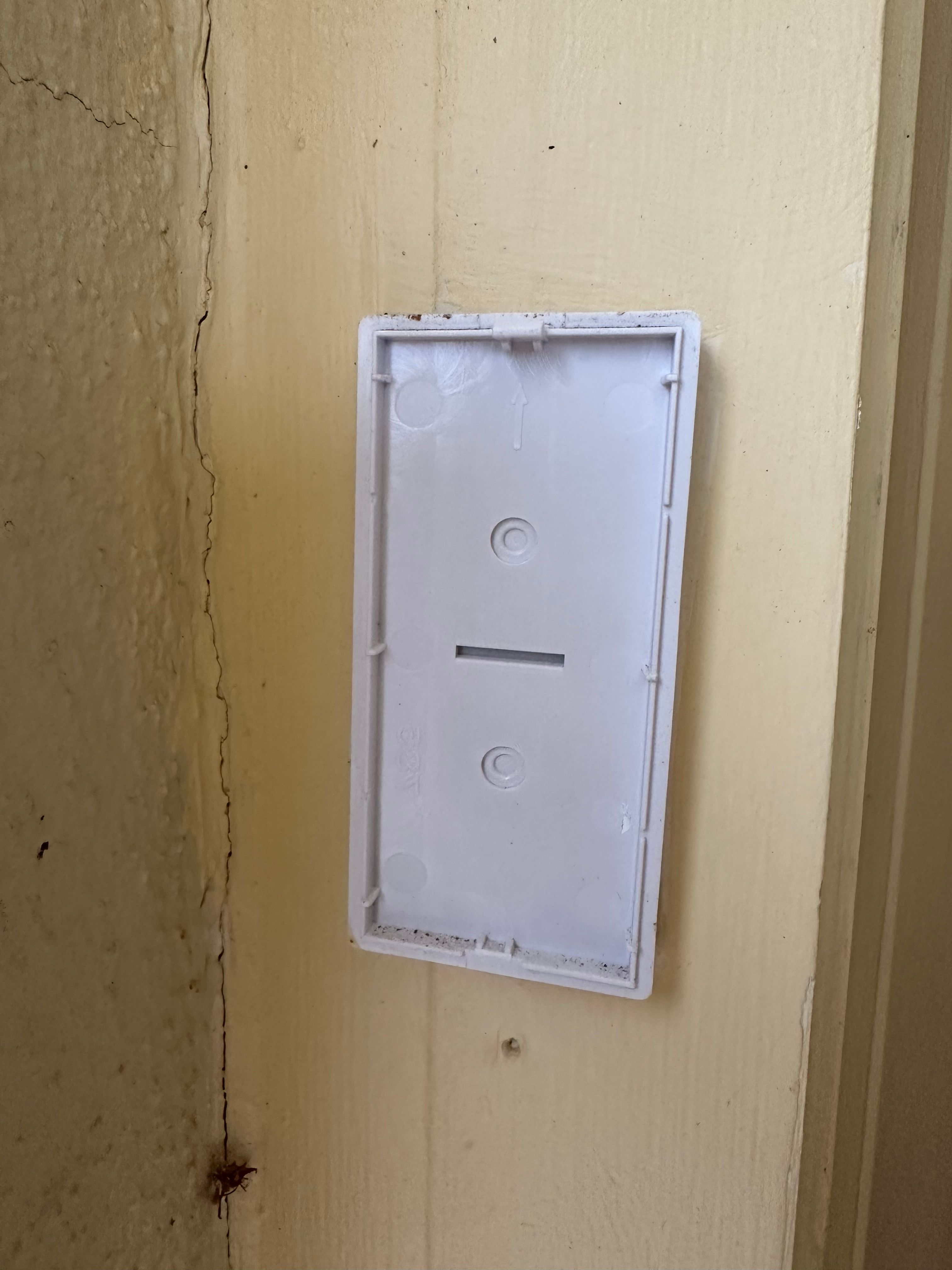 How do I remove the base plate of the do... Bunnings community