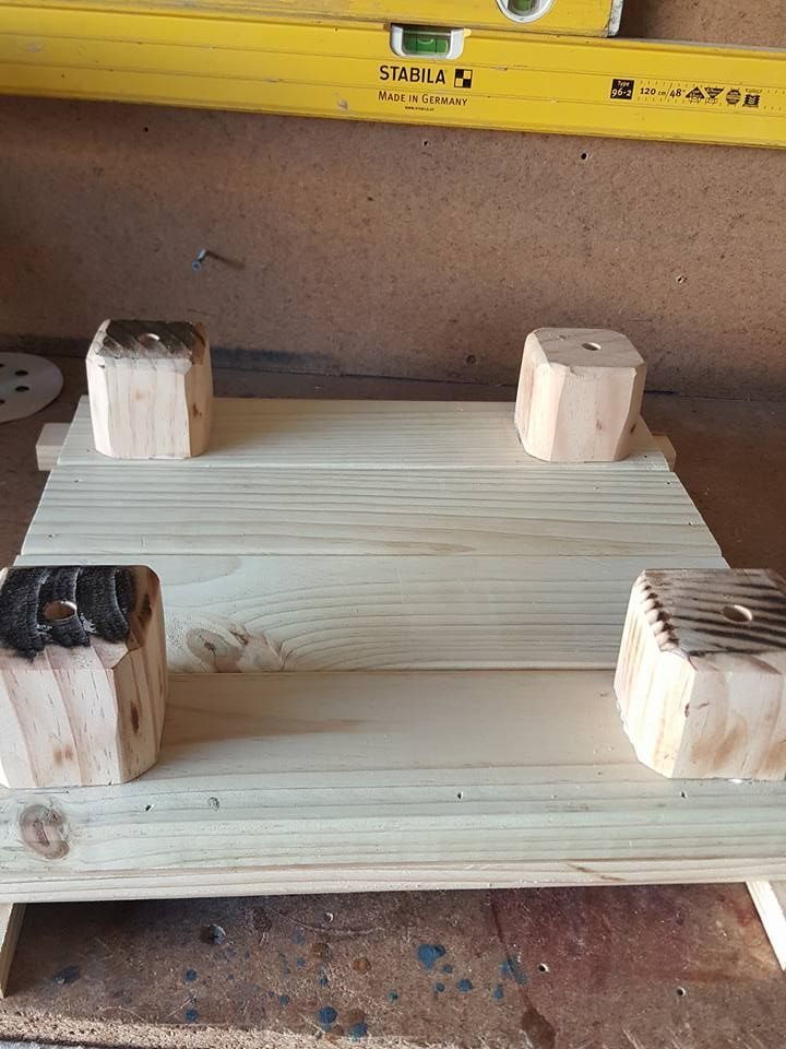 wooden planter (15).jpg