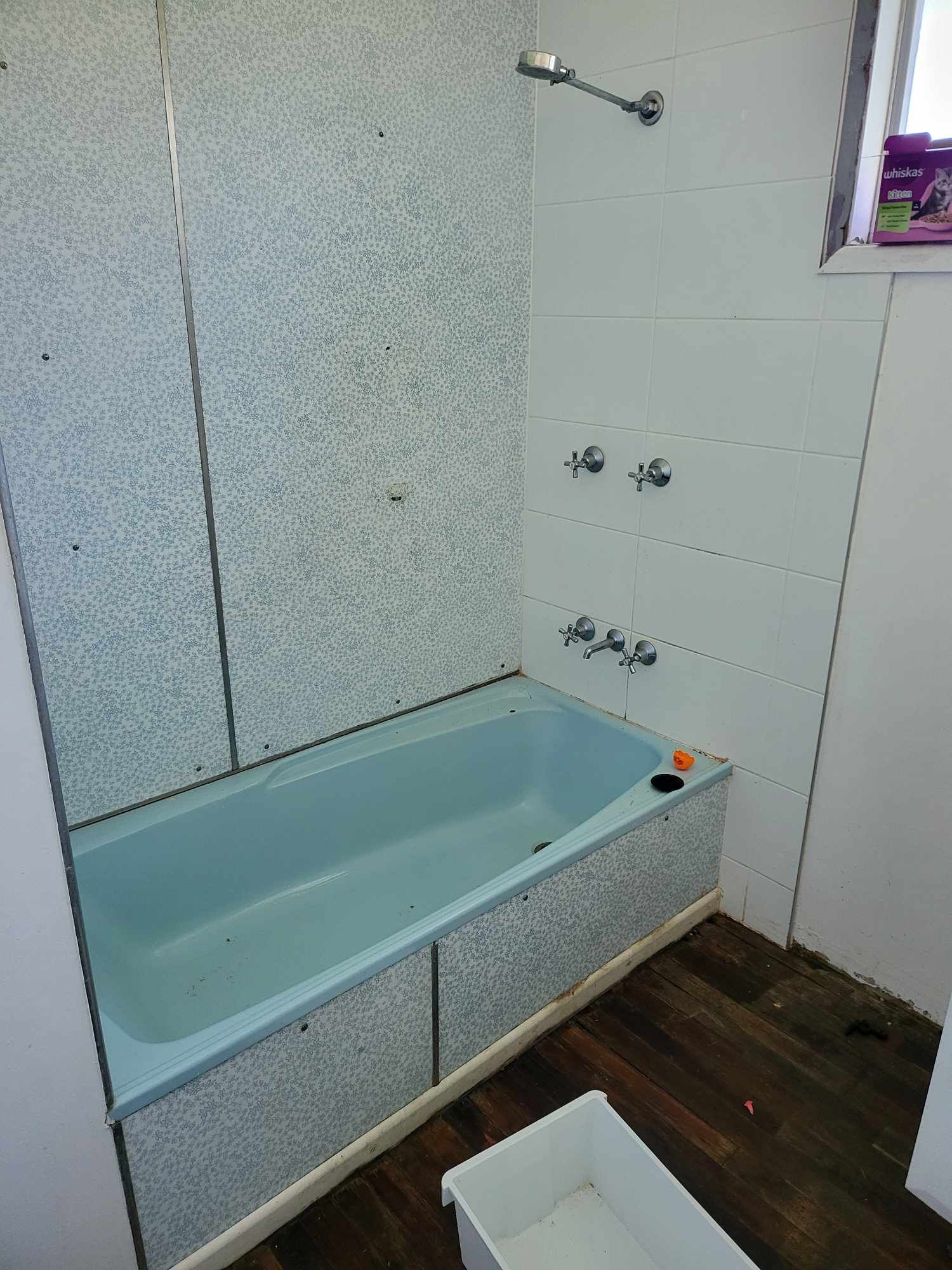 How to paint asbestos shower panels? Bunnings community