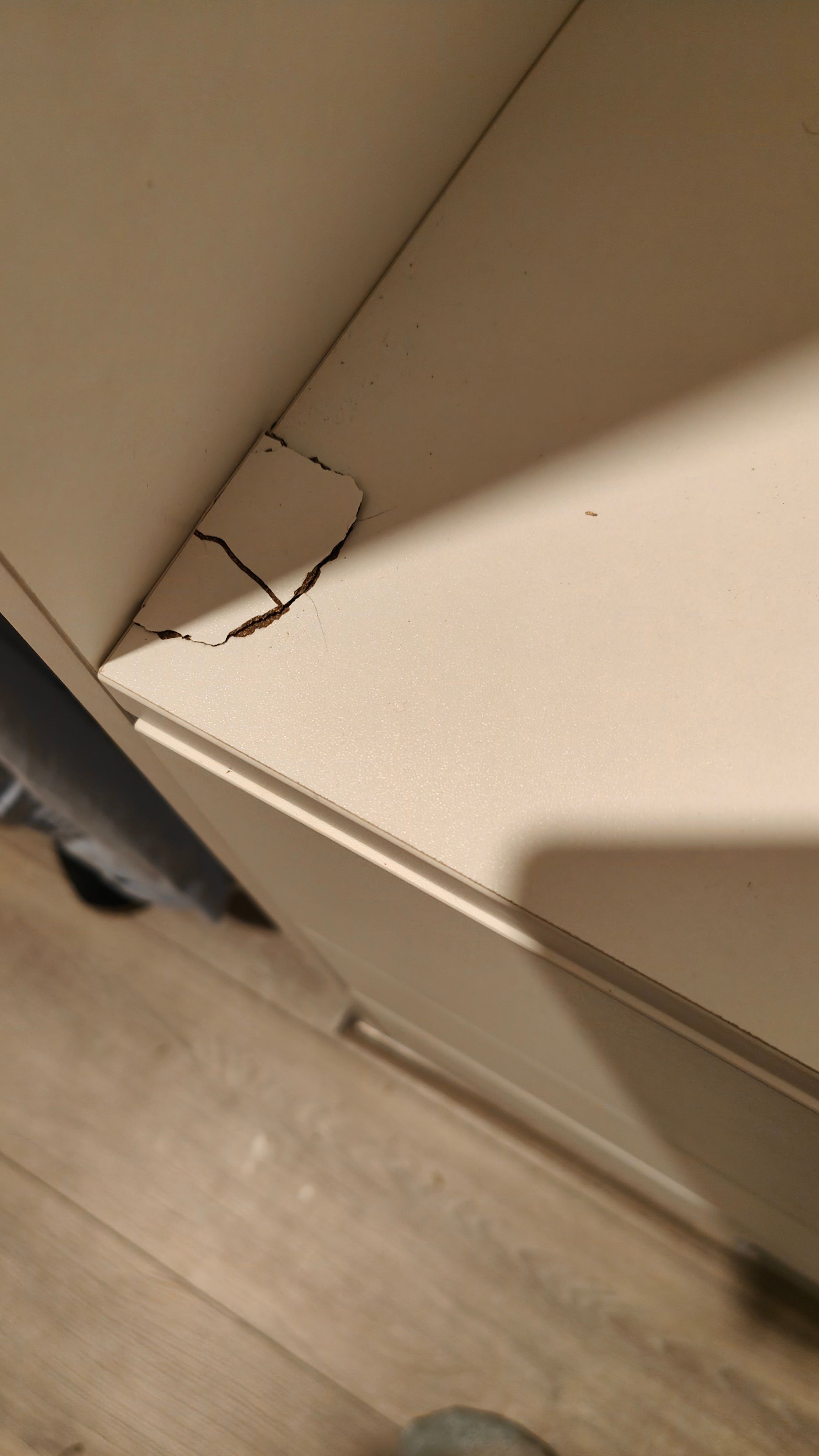 How to fix wardrobe shelf? Bunnings community