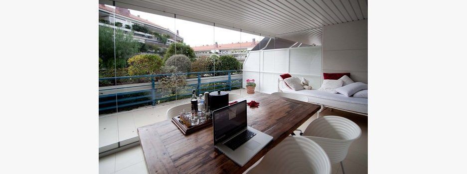 Frameless Glass Bifold Doors