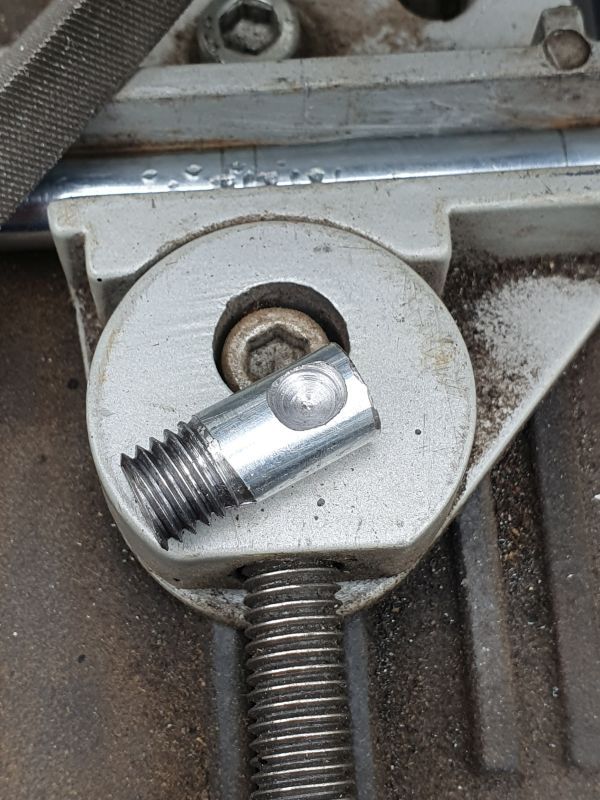 How to fix towel rail wall mount? Bunnings community