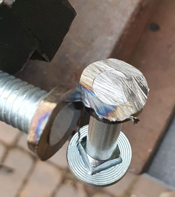 How to fix towel rail wall mount? Bunnings community